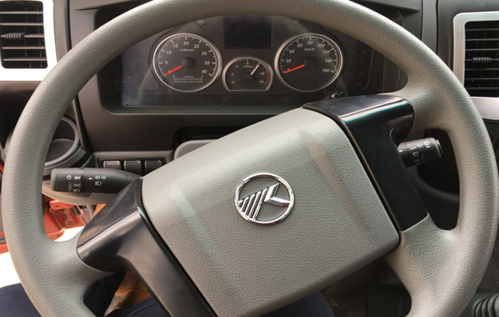 凱馬平板車儀表盤