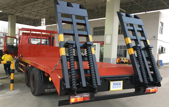 【國(guó)五】東風(fēng)特商后八輪平板