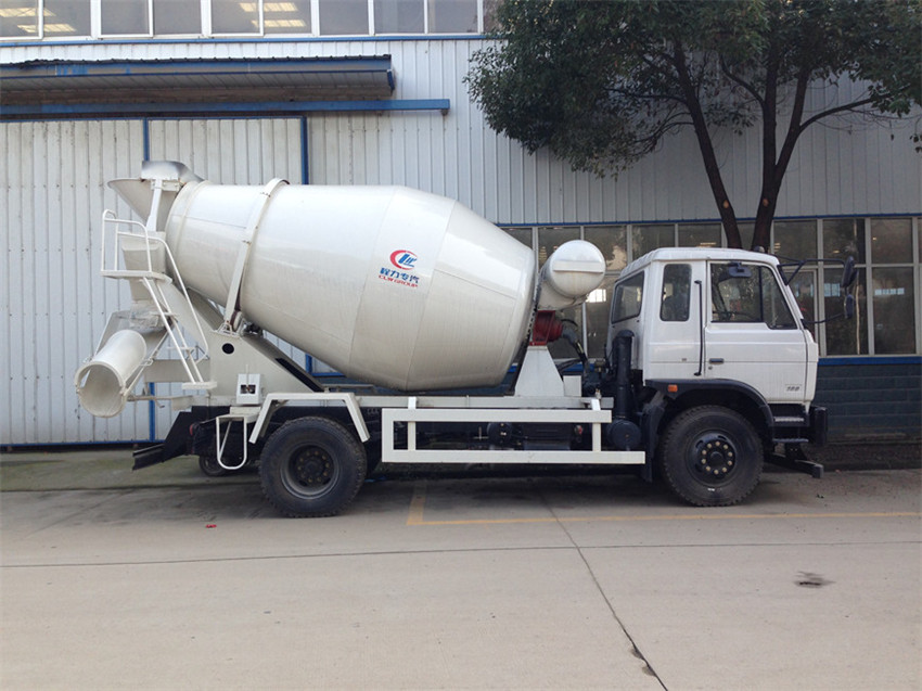 東風(fēng)6-7方攪拌車