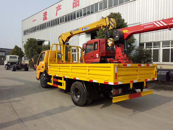 國五江鈴徐工2噸藍(lán)牌隨車吊 國五江鈴徐工2噸藍(lán)牌隨車吊