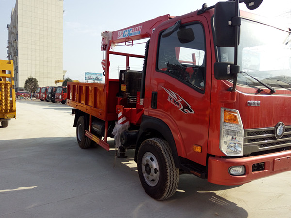 小型王牌3.2噸藍(lán)牌隨車(chē)吊 小型王牌3.2噸藍(lán)牌隨車(chē)吊