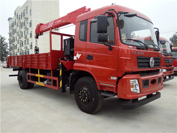 東風(fēng)單橋三一7噸隨車吊 東風(fēng)單橋三一7噸隨車吊