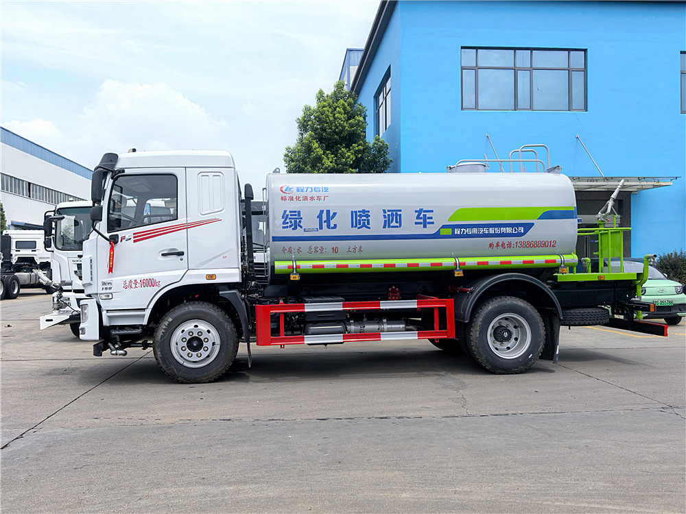 東風(fēng)華神F5灑水車 東風(fēng)華神F5灑水車