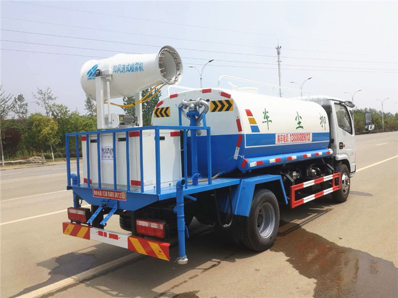 東風(fēng)多利卡藍(lán)牌霧炮車(chē) 東風(fēng)多利卡藍(lán)牌霧炮車(chē)