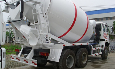 時(shí)代中馳5方混凝土攪拌車