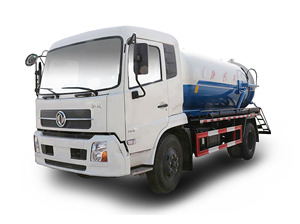 東風(fēng)天錦10方吸污車(chē)