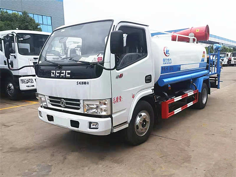 湛江市政公司廣東分公司購買東風(fēng)5方霧炮灑水車