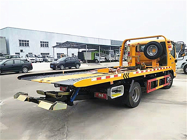 福田奧鈴一拖二藍(lán)牌清障車(chē) 福田奧鈴一拖二藍(lán)牌清障車(chē)