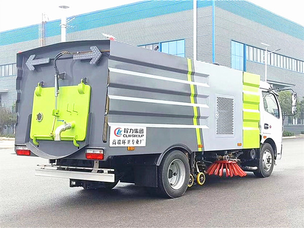 東風(fēng)凱普特8方洗掃車