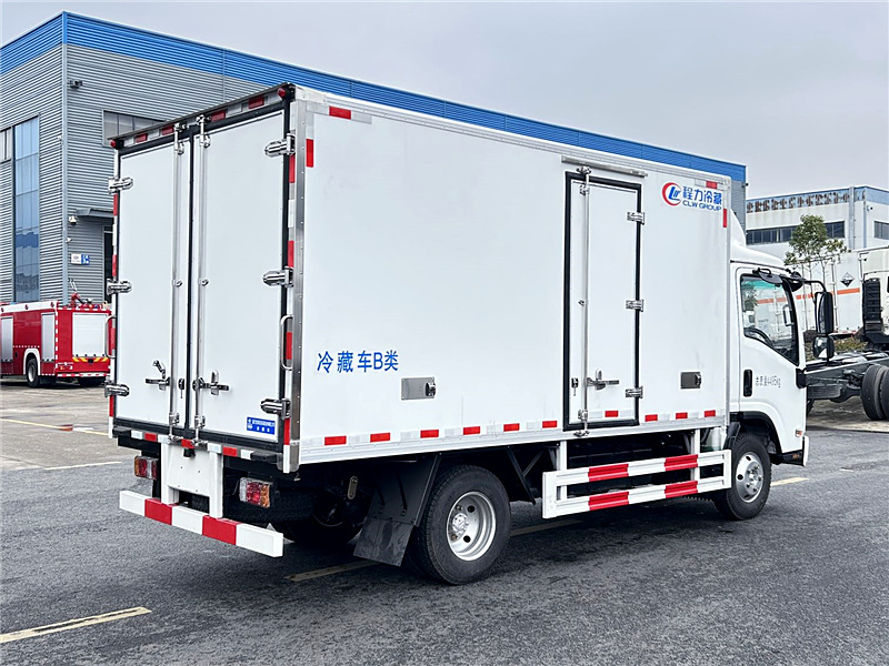 五十鈴KV100冷藏車(chē)