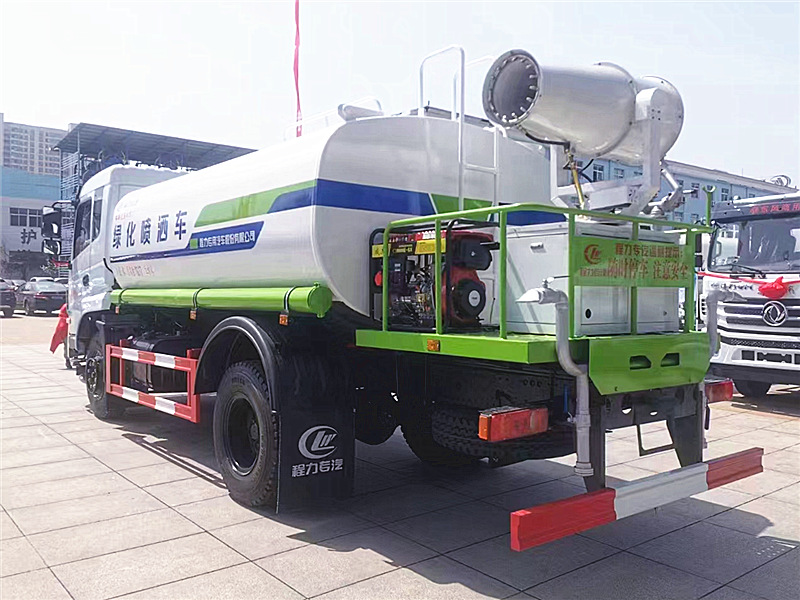 國(guó)六東風(fēng)華神F5霧炮灑水車