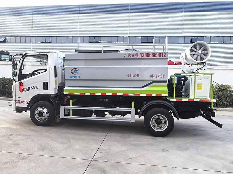 福田領(lǐng)航M5藍(lán)牌抑塵車 福田領(lǐng)航M5藍(lán)牌抑塵車