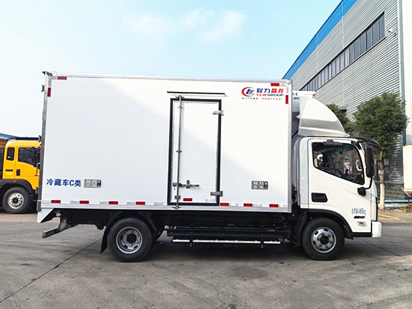 福田奧鈴智藍(lán)純電冷藏車
