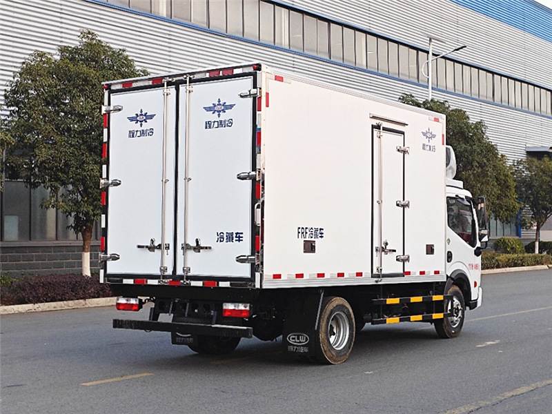 東風多利卡國六冷藏車