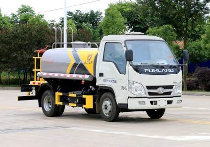 國六福田時代小卡之星藍牌2.7噸灑水車