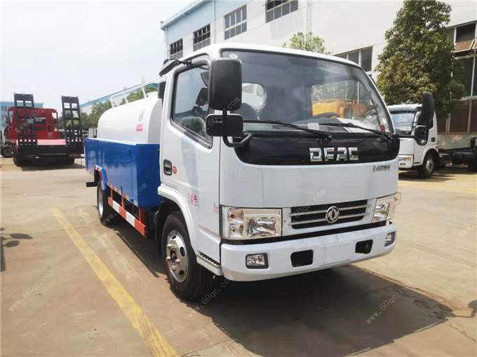 東風多利卡D6高壓清洗車