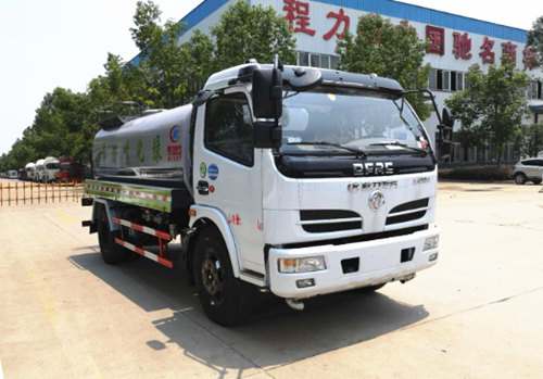 東風福瑞卡8噸灑水車