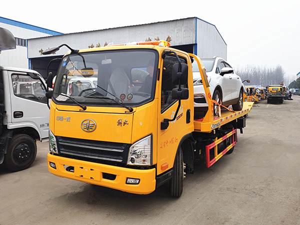 解放虎V藍(lán)牌一拖二清障車