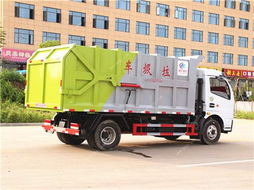 東風(fēng)凱普特掛桶對(duì)接式垃圾車(chē)